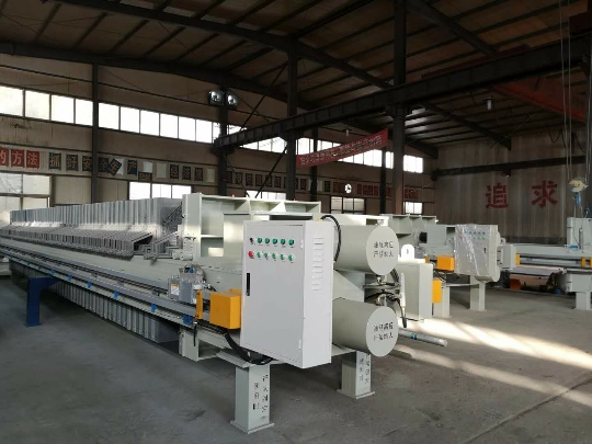 石油化工客户定制全自动双缸压滤机